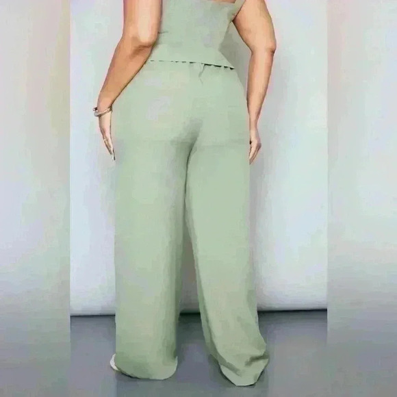 Plus Sage Khaki Ruched Waist Wide Leg Pants Size 14 - Picture 3 of 3